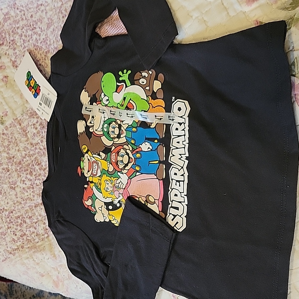 (Set/2 )Super Mario Kids Black Long Slv.Tee/Bluey Srt.slv.tee/4t